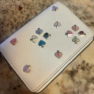 Kate Spade Cream credit card holder with Multicolor spade symbol Accents